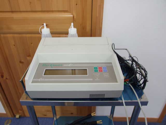 微弱電流治療器